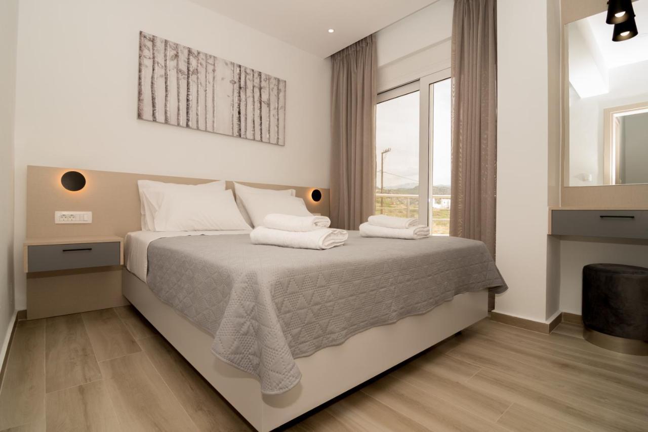 Allview Apartments Palaiochora Dış mekan fotoğraf