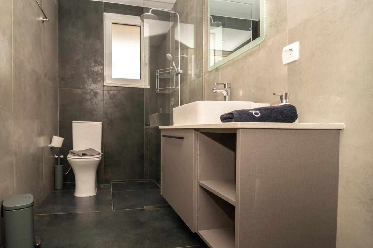 Allview Apartments Palaiochora Dış mekan fotoğraf
