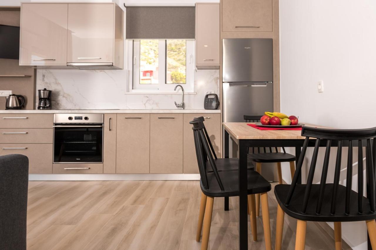 Allview Apartments Palaiochora Dış mekan fotoğraf