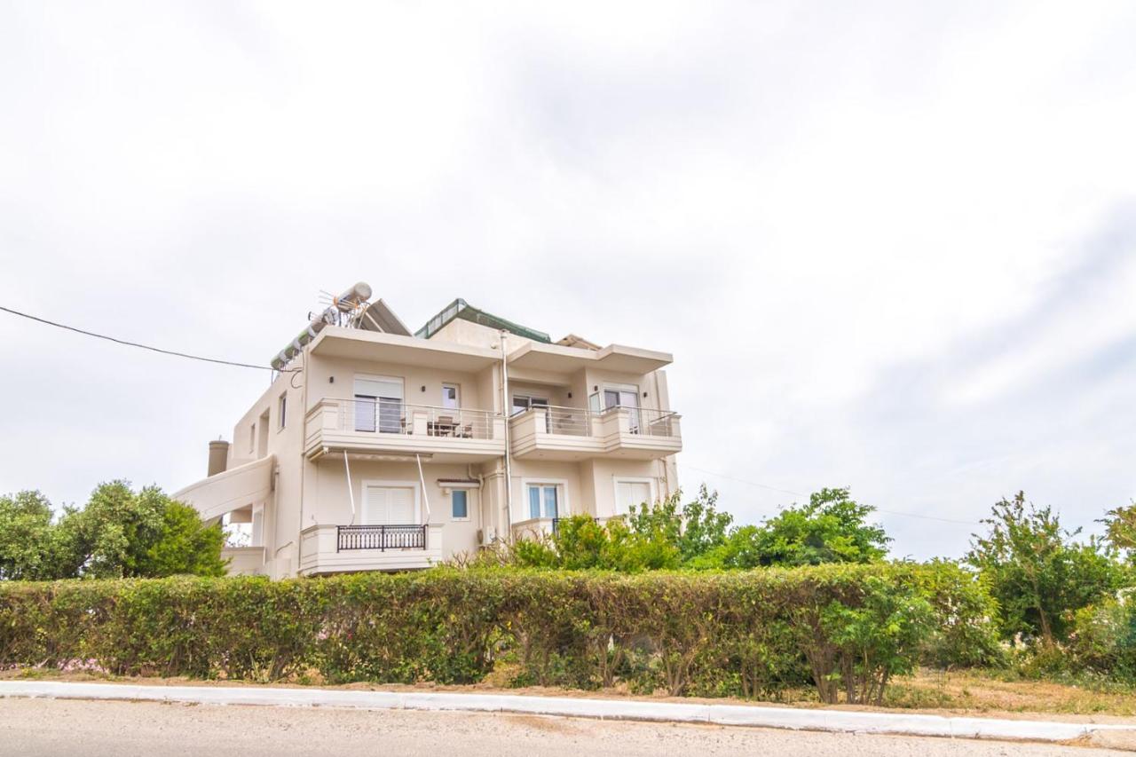Allview Apartments Palaiochora Dış mekan fotoğraf